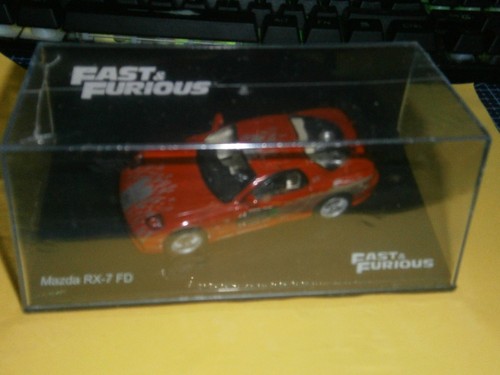 Mazda rouge fast - fast, and
