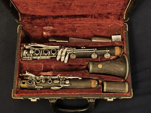 Clarinet conn 448n full - clarinet,