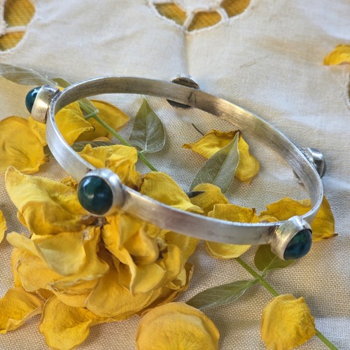 Bracelet jonc ethnique - , en