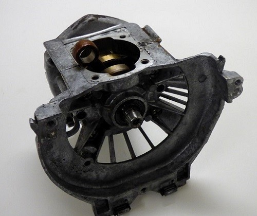 Bas moteur robin - (origine),