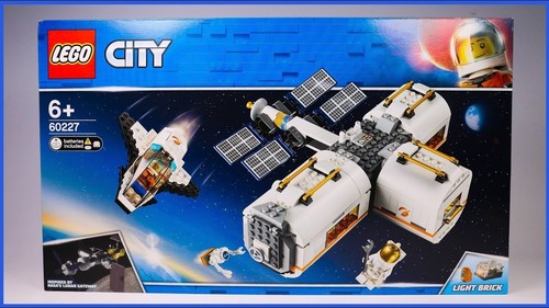 Lego 60227 station spatiale - station,