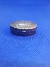 Boîte ancienne en argent