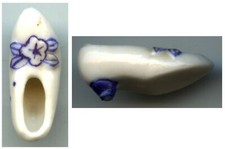 BEAN / FEVE: SHOE with blue flower, high heel