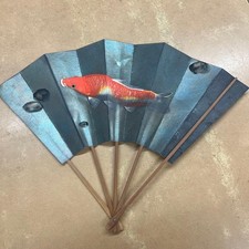 Ventilateur pliant en papier décoratif japonais Koi Design Mai Sensu Fan Japon