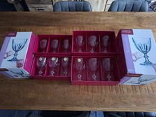 6 verres a Eau et 6 Vin Rouge