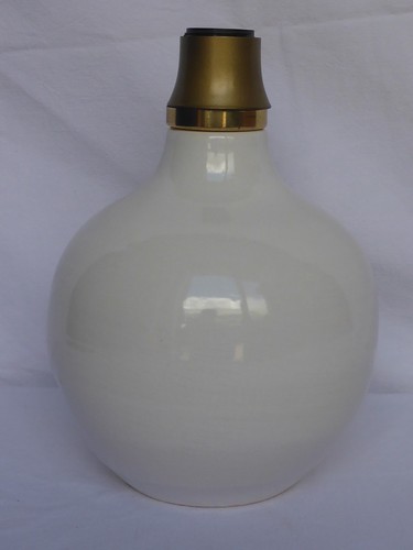 Pied lampe pour - pour, ancienne