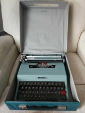 Machine à écrire Olivetti