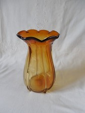 Vase en verre soufflé