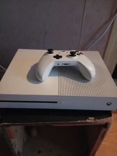 Microsoft xbox one - one, s