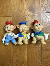 3 Figurines Plastiques 3