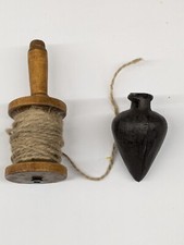 Ancien fil à plomb forme toupie en fer forgé 18 ème et sa bobine art populaire 