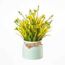 Fleurs artificielles en pot