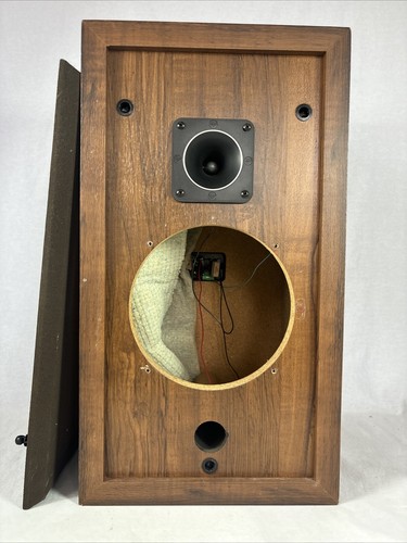 Missing needs woofer vintage - woofer*,