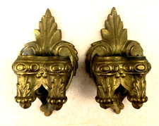 Ancienne Paire de Support