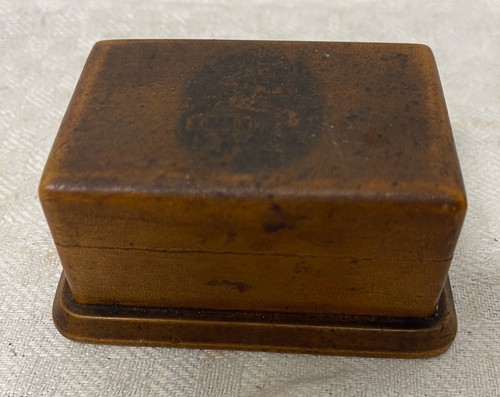 Boite timbres ancienne - à,