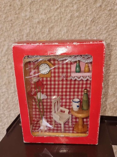 Meuble vitrine miniature - meuble,
