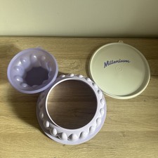 TUPPERWARE Grand Moule à