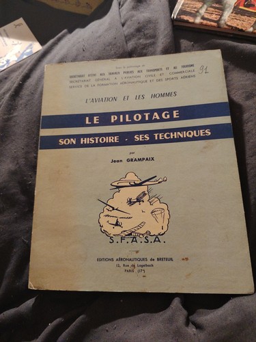 Livre ancien pilotage - livre, le