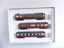 23353 TRIX HO 3 VOITURES