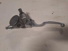 MAITRE CYLINDRE D'EMBRAYAGE