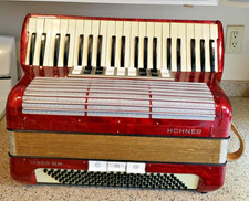Accordion HOHNER TANGO III M