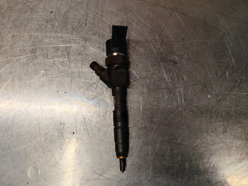 Injecteur carburant renault - carburant,