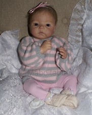 Lia BB reborn du kit Huggy de Donna Effner