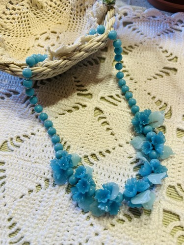 Collier floral ancien - , perles