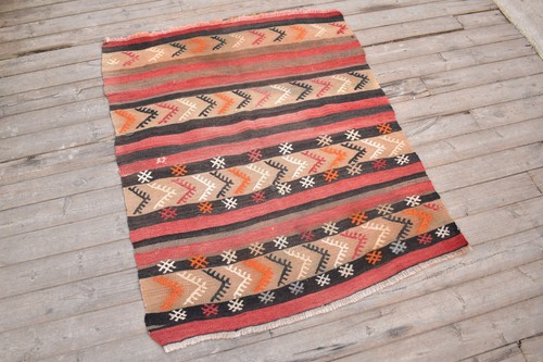 Tapis turc kilim taille