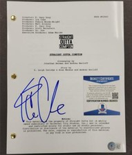 Ice Cube signed Straight Outta Compton Full Movie Script ~ Beckett BAS COA