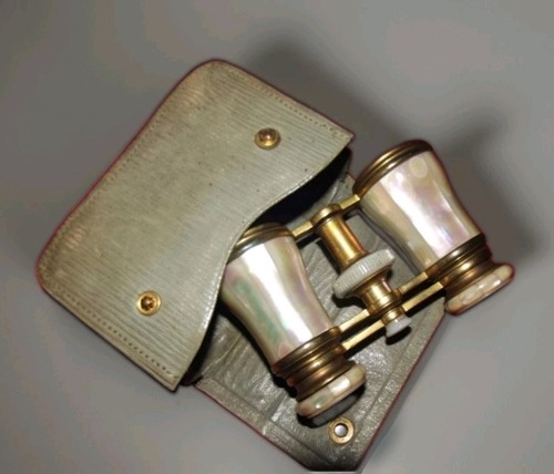 Antique art deco mother - deco,
