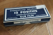 12 positifs stereoscopiques