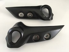 UNE PAIRE DE SUPPORT DE