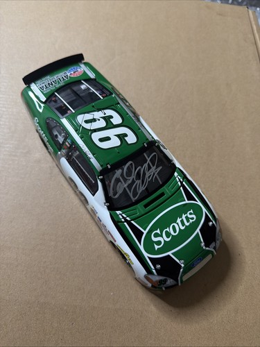 Carl edwards autographed 2005 - edwards,