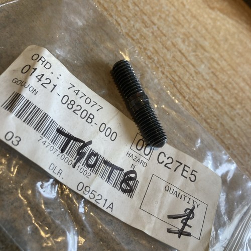 Suzuki 01421 0820b goujon - 01421-0820b,