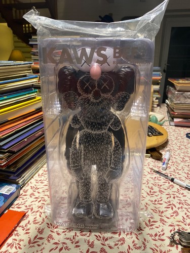 Kaws bff black edition - edition, neuf