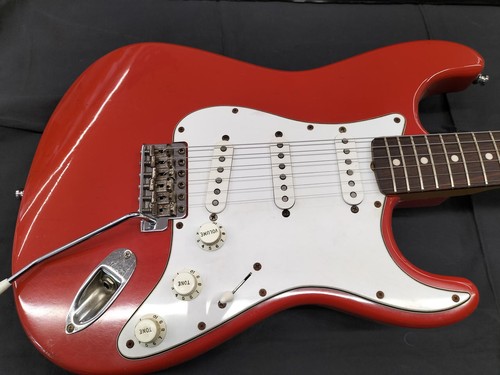 Stratocaster red - (fender, japan)stratocaster
