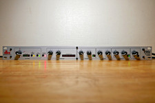 PRÉAMPLI MICRO DBX MIC PREAMP