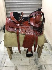 Ensemble d'attaches de selle