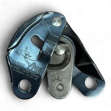 Petzl Grigri - Compact & Versatile Belay Device CE0197