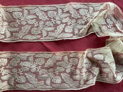 Rare dentelle ancienne soie - ancienne,