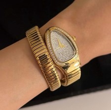 Gold old money Luxury snake Diamand watch vintage inspired