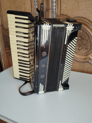Accordéon ancienne - accordéon,