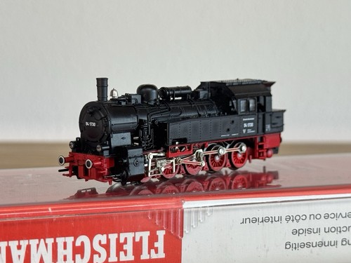 Fleischmann 7094 locomotive - locomotive, À