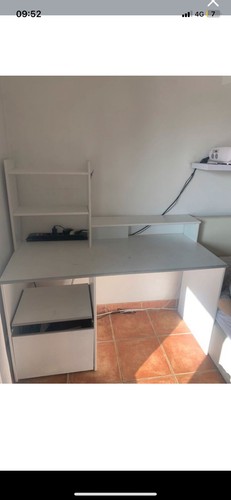 Bureau - ,