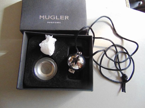 Thierry mugler pendentif - thierry,