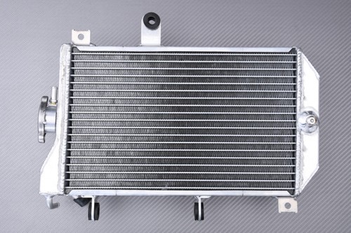 Radiateur eau type - radiateur, racing