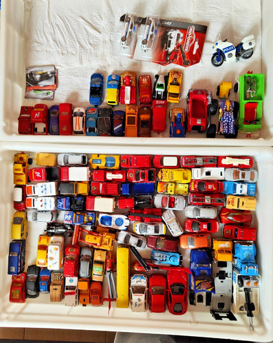 Lot petites voiture - petites,
