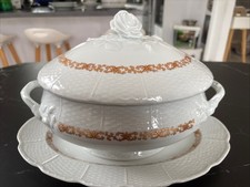 SOUPIÈRE + PLAT RAYNAUD LIMOGES A LA VILLE DE BACCARAT LYON PORCELAINE 1945-60