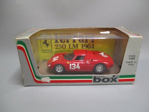 Le6320 box 8435 voiture - voiture, 1/43